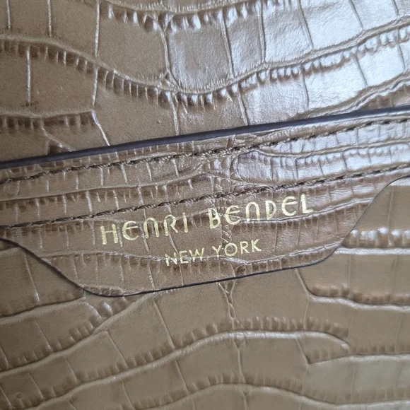 Henri Bendel West 57th Street Carryall bag - Picture 14 of 14